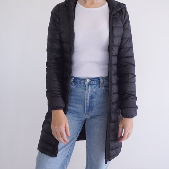 Aritzia Black Puffer Jacket - Picture 2 of 15